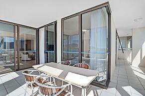 The Oceanfront Cairns
