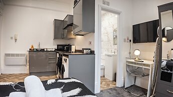Modern Retreat in Birmingham