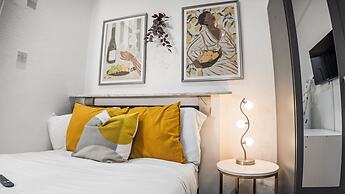 Modern Retreat in Birmingham