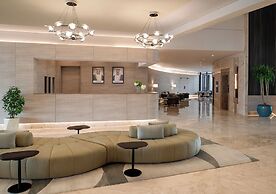 Ray Hotel by Cloud 7