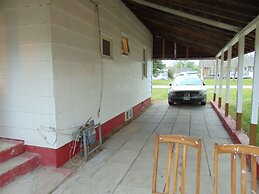 Just You Vacation Home - Main floor use