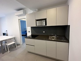 Flat With Pool Access and Terrace