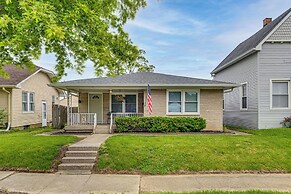 Pets Welcome! Walkable Beech Grove Haven Near Town