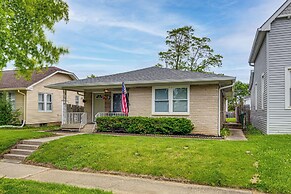 Pets Welcome! Walkable Beech Grove Haven Near Town