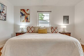 Pets Welcome! Walkable Beech Grove Haven Near Town