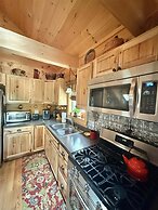 Bald Pate View Limit 6 2 Bedroom Cottage