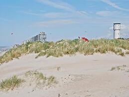 Spacious Family Stay in Oostduinkerke