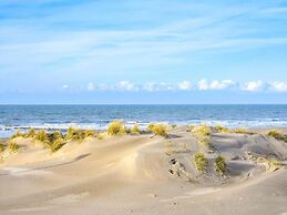 Oostduinkerke Coastal Retreat for 4