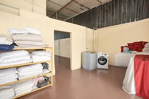 Cozy Double Escape W/ Free Wifi and Parking