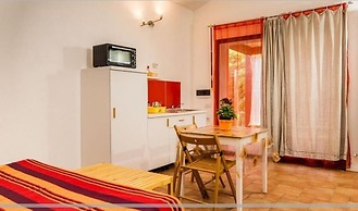 Studio apartments near Baratti Bay