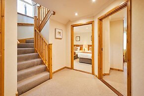 Host Stay Lodge 32