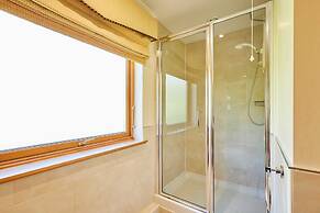 Host Stay Lodge 32