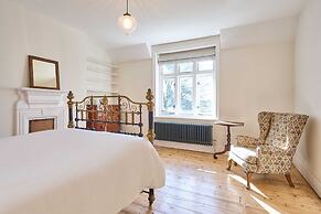 Host Stay Lavengro