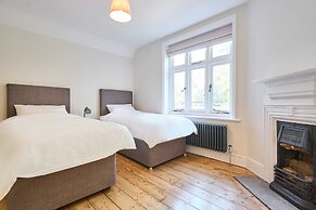 Host Stay Lavengro