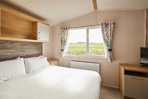Host Stay Tommy s Lodge