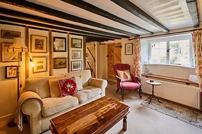 Host Stay Wistermead Cottage