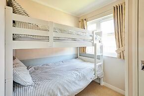 Host Stay Ness Lodge
