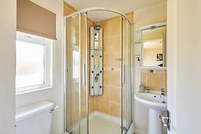 Host Stay Ness Lodge