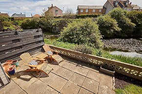 Host Stay Stille House