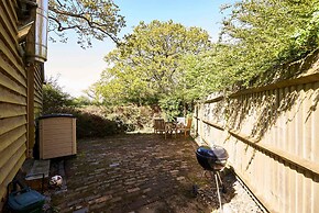 Host Stay The Tiled Cottage