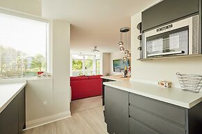 Host Stay Apartment 8