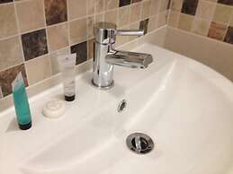 The Throckmorton