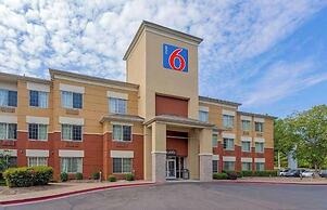 Motel 6 Memphis Airport, TN