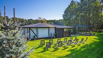 Comfortable Holiday Home no. 4B With a Fireplace