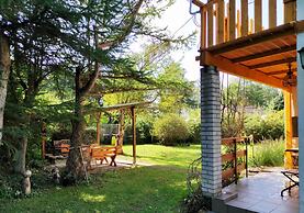 Lakeside Holiday Villa, Private Garden
