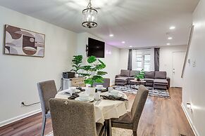Groups & Pets Welcome! Spacious Philly Rowhouse