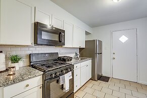 Groups & Pets Welcome! Spacious Philly Rowhouse