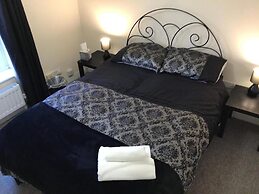 Riverbank Guest House