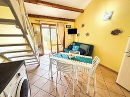 Ostrica Apartment