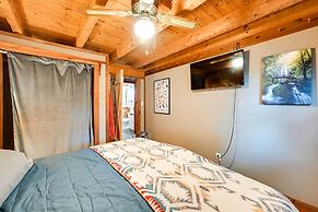 Unique Mammoth Cave Cabin w/ Teepee & Hot Tub!