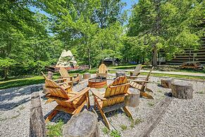 Unique Mammoth Cave Cabin w/ Teepee & Hot Tub!
