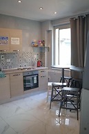 Lion University & Youth Hostel Milan