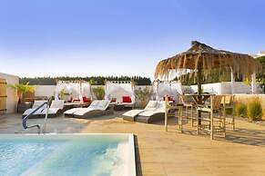 Holiday Home With Terrace, Garden, and Pool