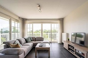 2BR Apartment With Terrace Near Beach