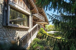 Exceptional 12P Chalet With Sauna and Jacuzzi