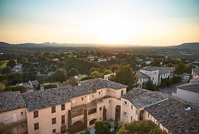 Riverfront Retreat Near Cannes