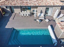 Lecci Stay With Heated Pool