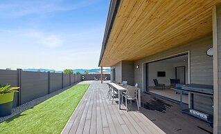 Lecci Stay With Heated Pool
