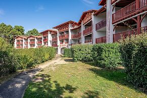 8-person Scenic Landes Forest Apartment