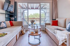 8-person Scenic Landes Forest Apartment