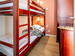 8-person Scenic Landes Forest Apartment