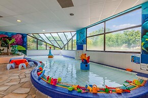 Branville Duplex With Garden and Pool