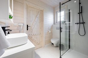 Holiday Homes With Private Garden, Summer Pool