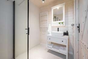 Holiday Homes With Private Garden, Summer Pool