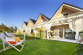 Holiday Homes With Private Garden, Summer Pool