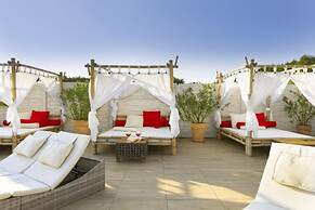 Holiday Homes With Private Garden, Summer Pool